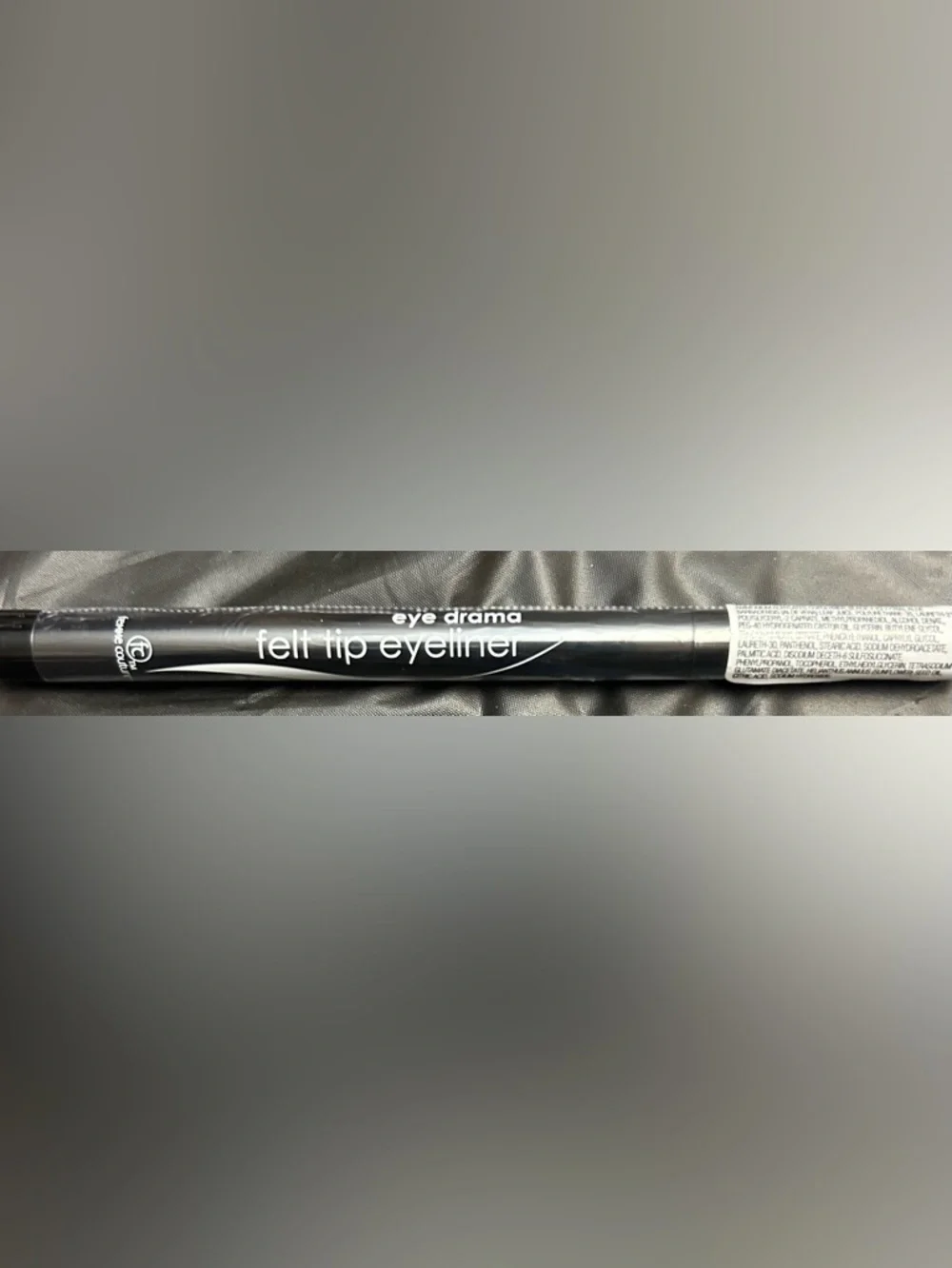Eye Drama Felt Tip Eyeliner - Black